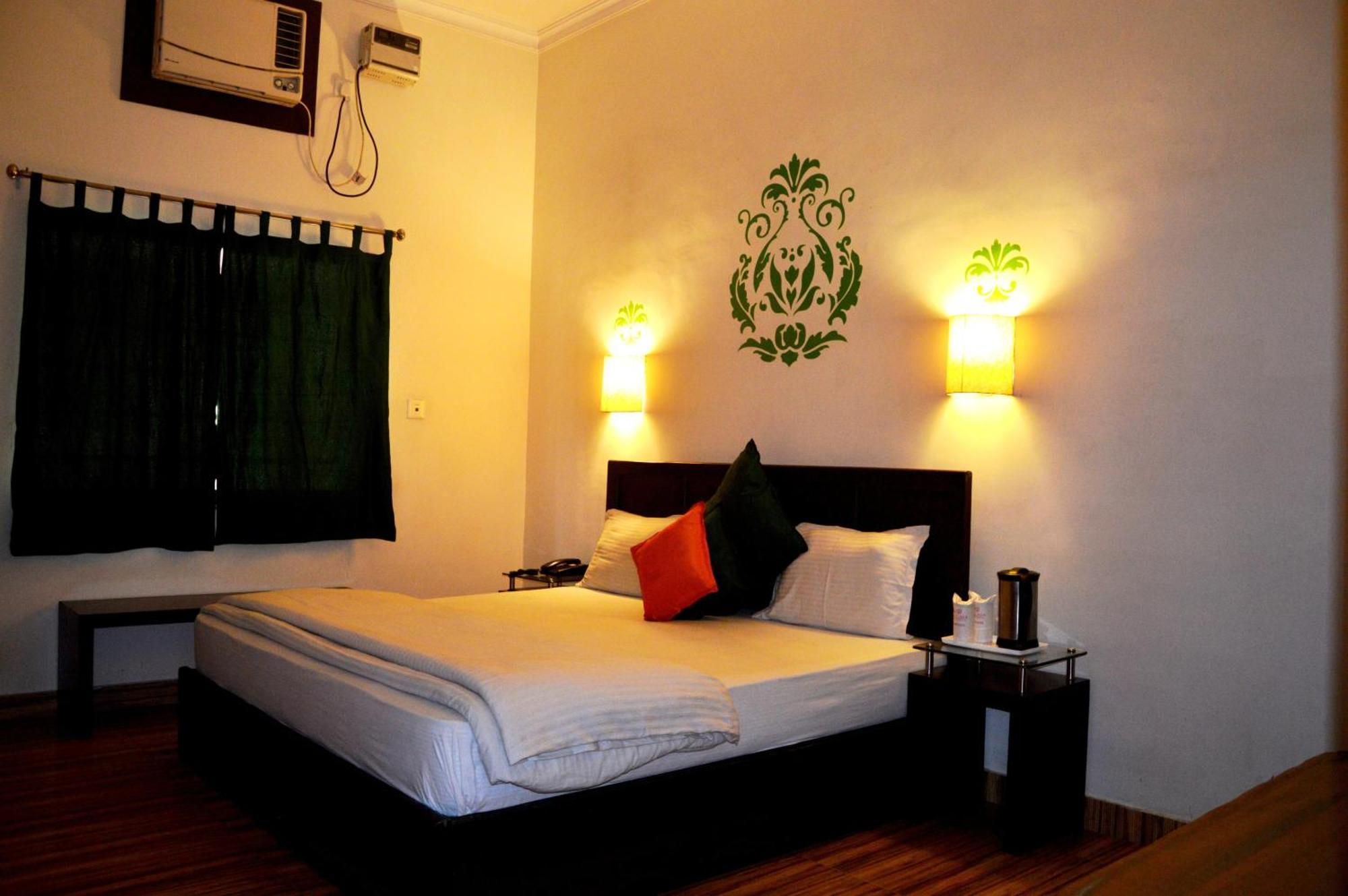 La Casa Hotel Haridwar Exterior photo